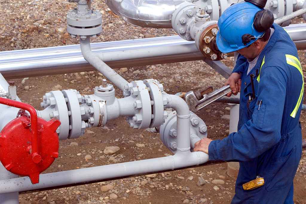 Hydrostatic testing support