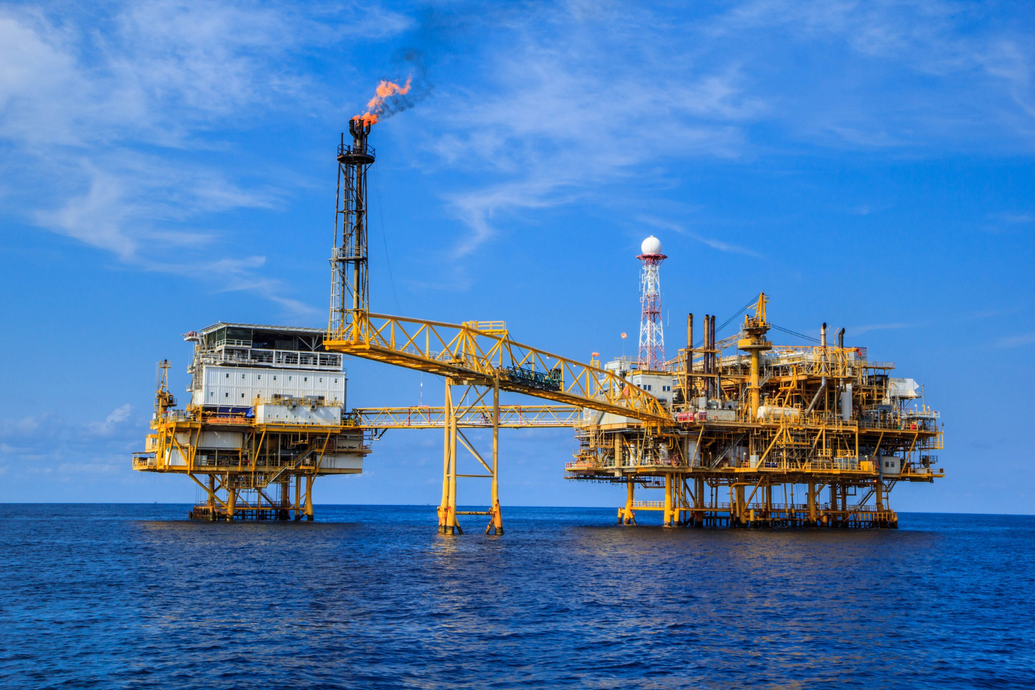 Offshore oil and gas platform